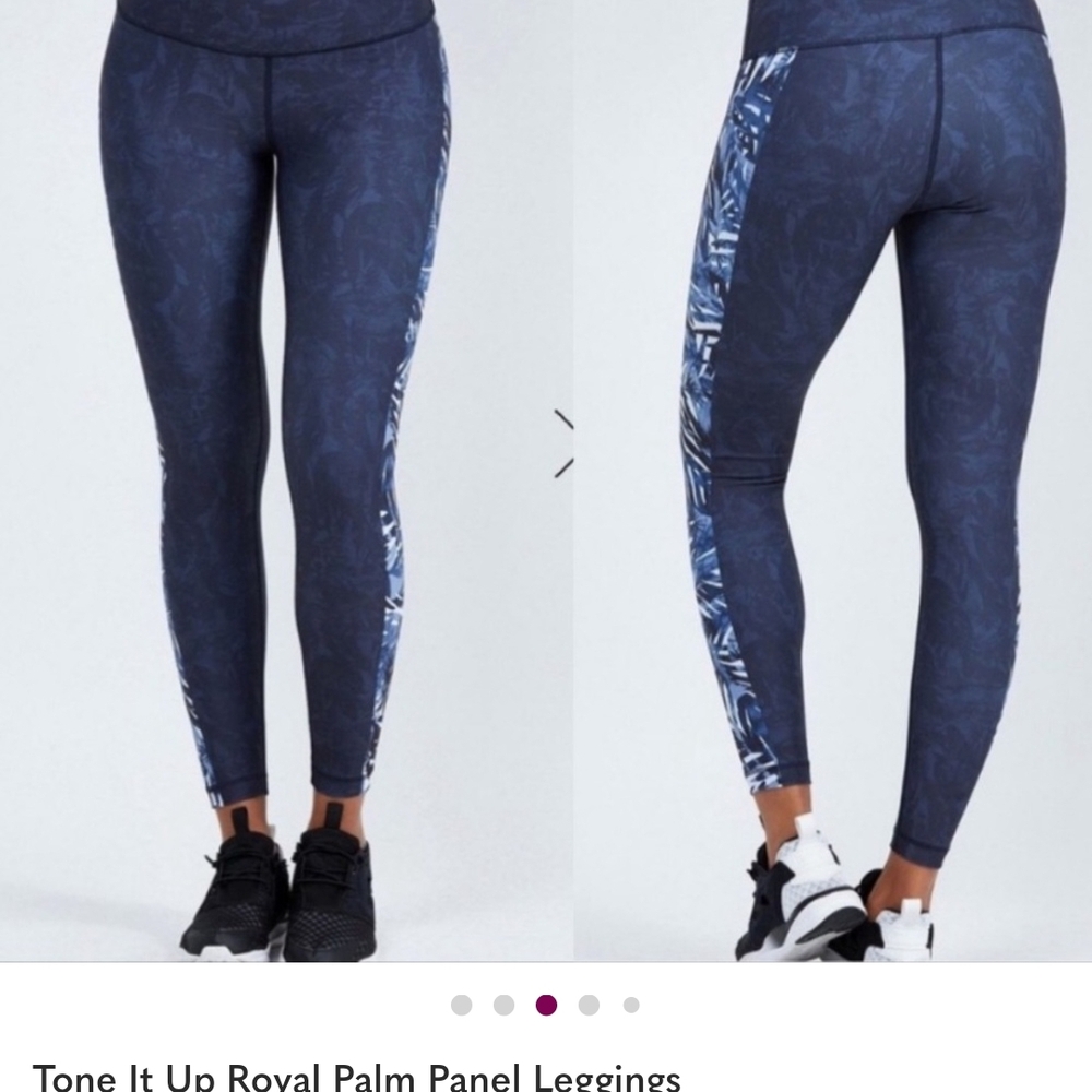 Tone It Up x Bandier Blue Palm Island Dip Leggings XS